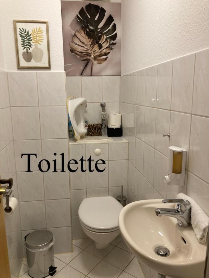 4-Zimmer Kinderfreundliche Ferienwohnung Friedrichshafen Eksteriør billede